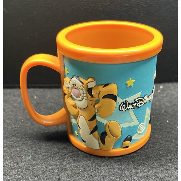 Disney Store Tigger Mug Coffee Cup 3D Plastic Winnie‎ The Pooh - Picture 1 of 9